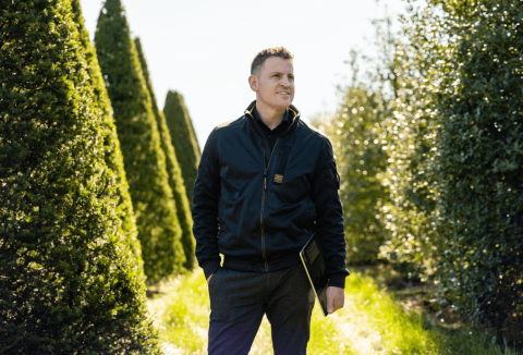 bomen in de tuin selecteren en aanplanten